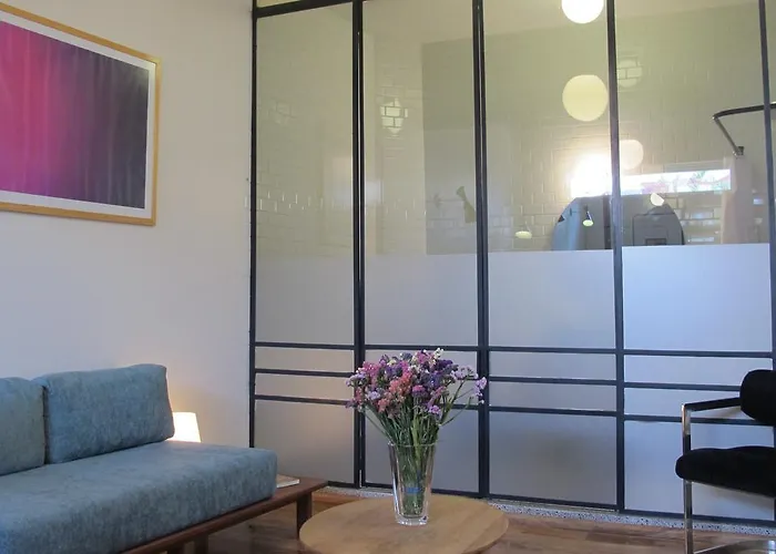 Mera 234 Guest house